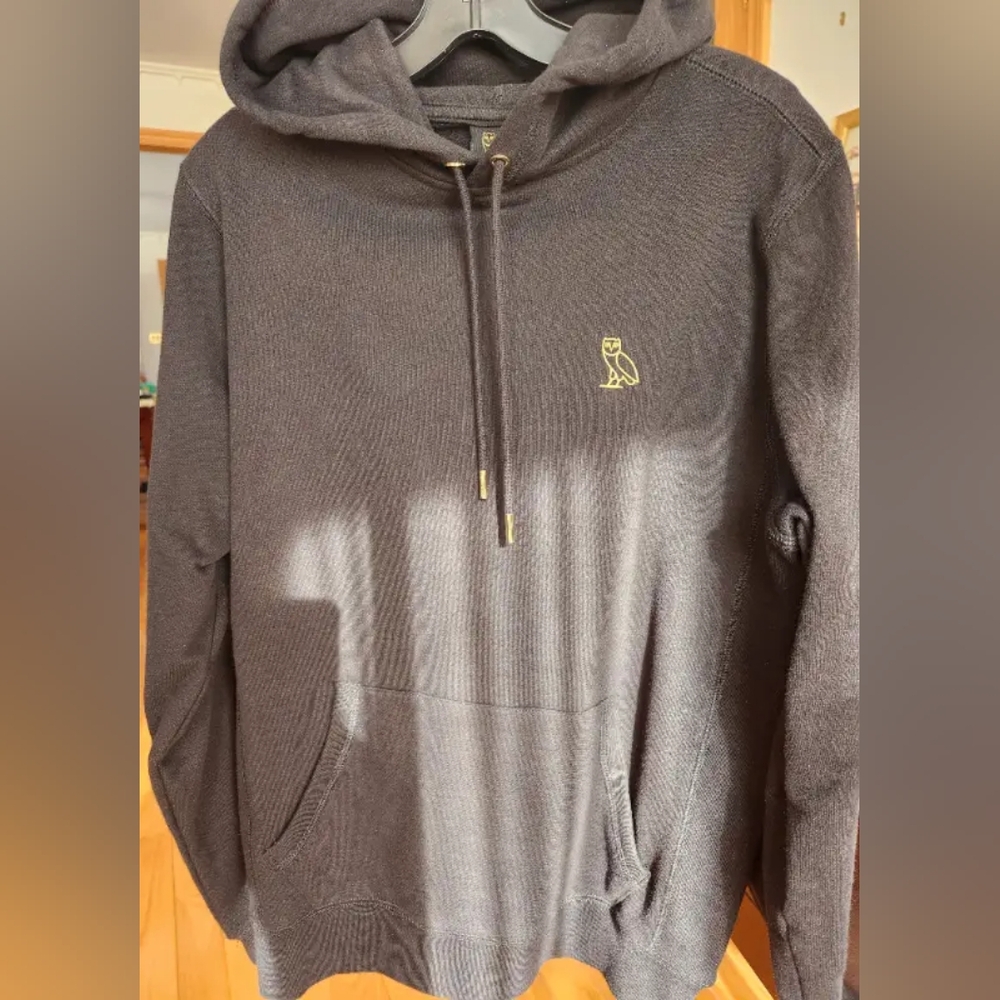 OVO ESSENTIALS HOODIE BLACK SMALL OCTOBER'S VERY OWN